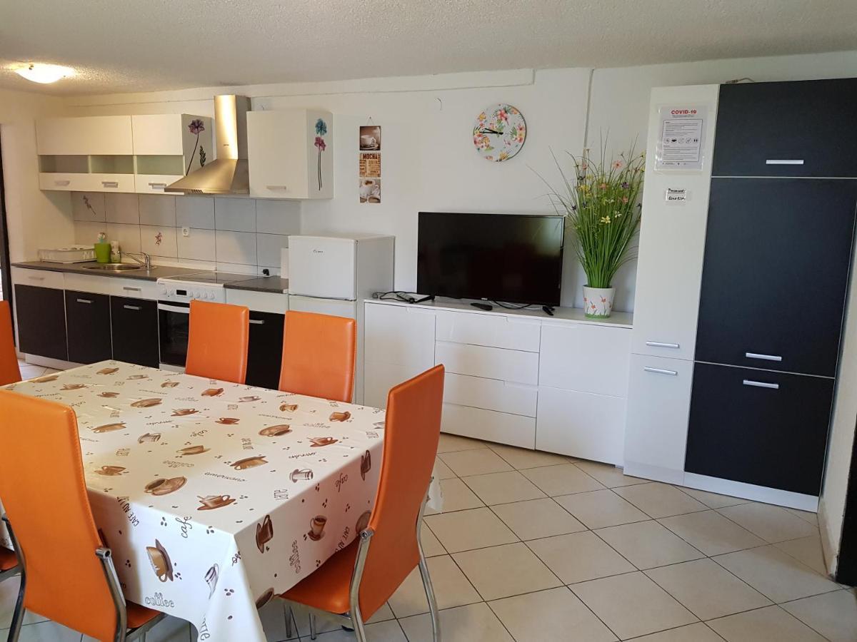 Apartment Deni Skrbčići Extérieur photo