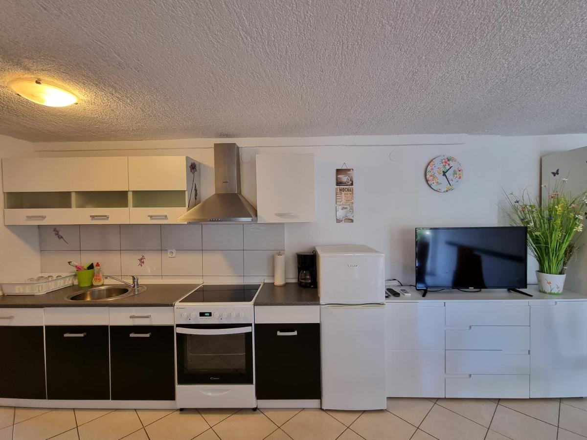 Apartment Deni Skrbčići Extérieur photo