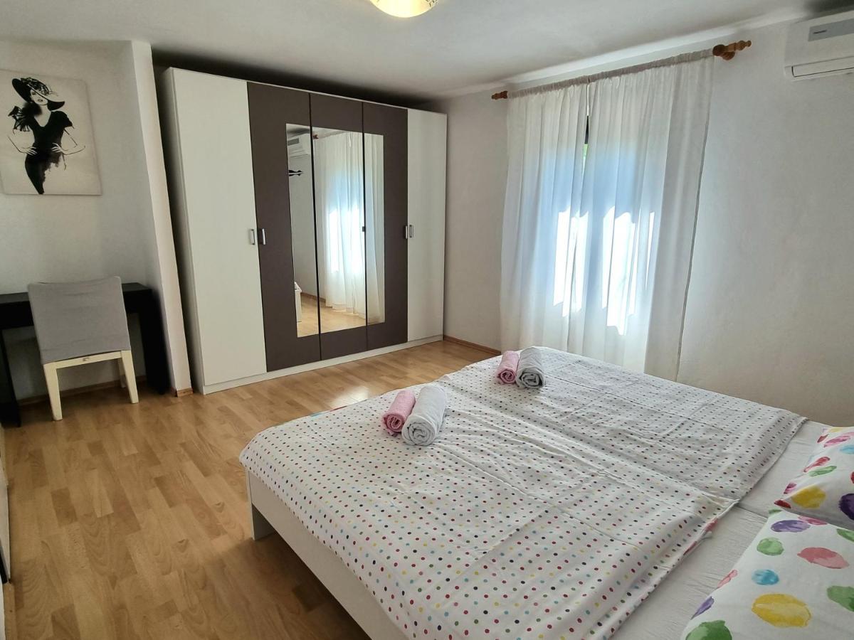 Apartment Deni Skrbčići Extérieur photo